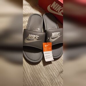 Nike Men's Sandals Benassi JDI Size 11 NWT